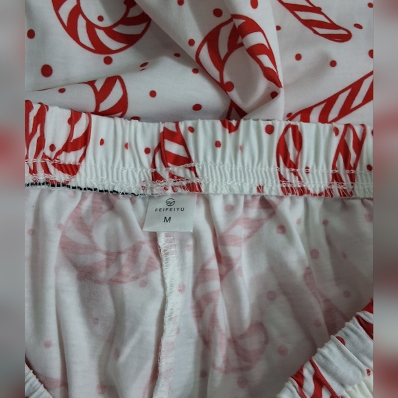 NEW Medium Women's Candy Cane Print Christmas Holiday Pajama Pants With Pockets - Picture 4 of 5